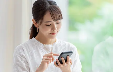 イメージ：WEB予約・問診・結果確認でスムーズな受診