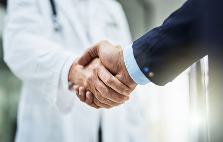 社員の健康管理をワンストップに。